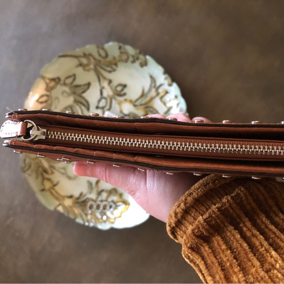 Michael Kors bag and matching wallet - Picture 3 of 5